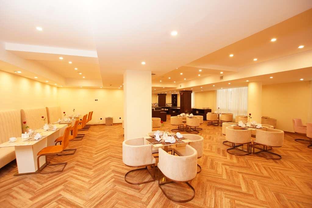 Best Western Premier Dynasty أديس أبابا المطعم الصورة